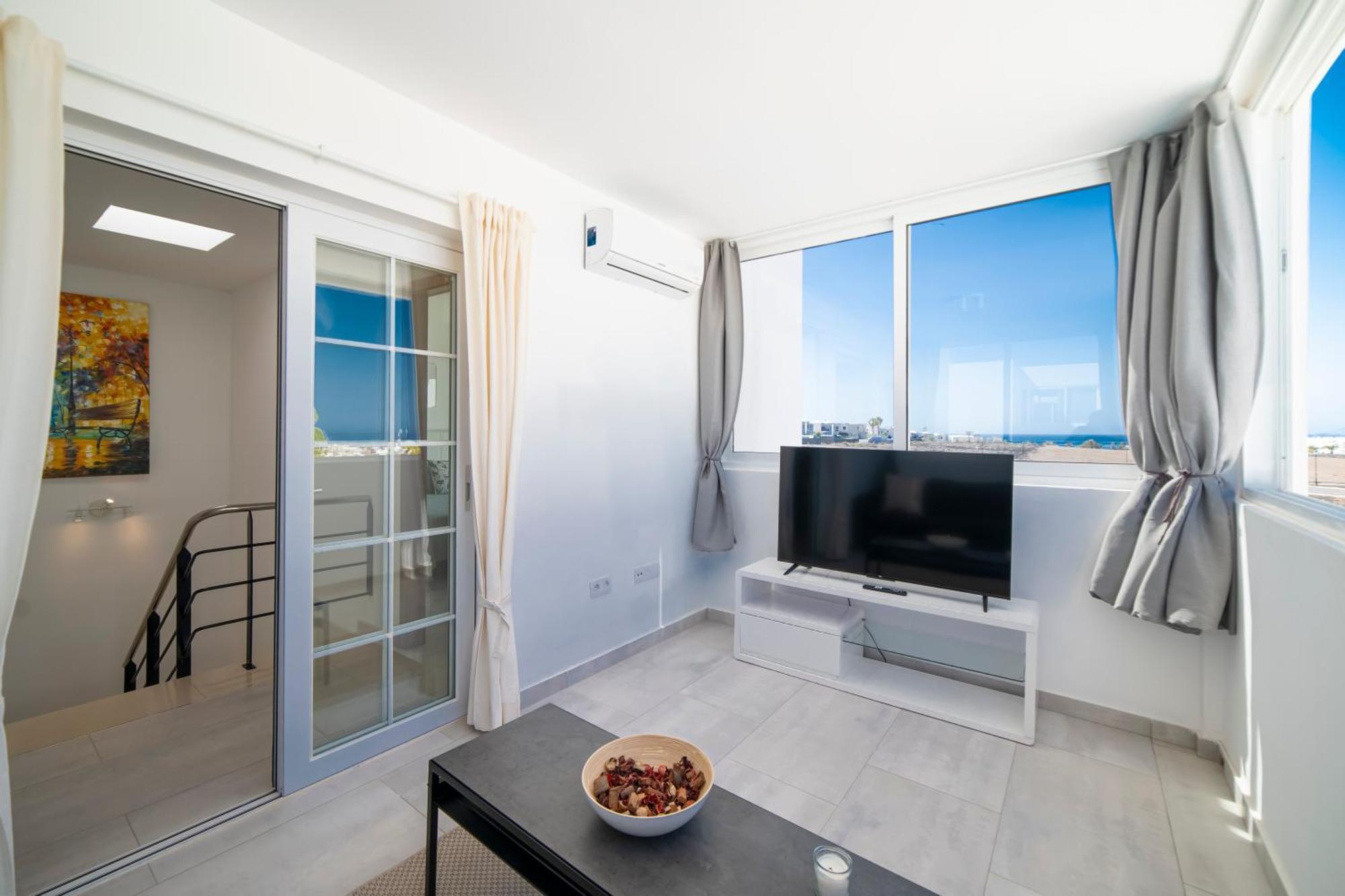 Villa Ocean Wave - Sea Views - Private Pool Playa Blanca  Ngoại thất bức ảnh